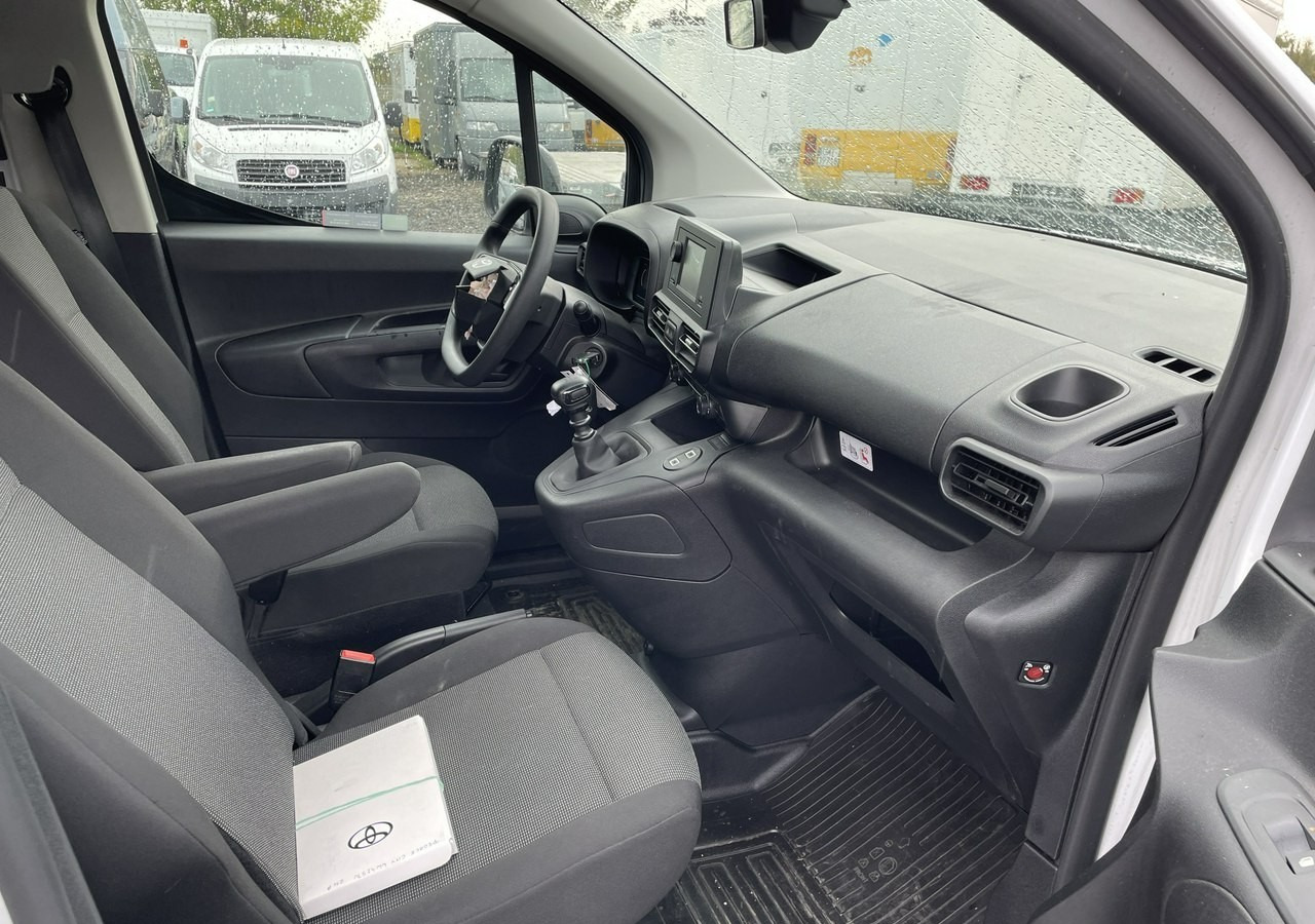 Toyota Inny Toyota Toyota Proace City MAXI Brygadówka dokka Klima 5-osob Salon PL 2024 - Товарен бус: снимка 5 Toyota Inny Toyota Toyota Proace City MAXI Brygadówka dokka Klima 5-osob Salon PL 2024 - Товарен бус: снимка 5