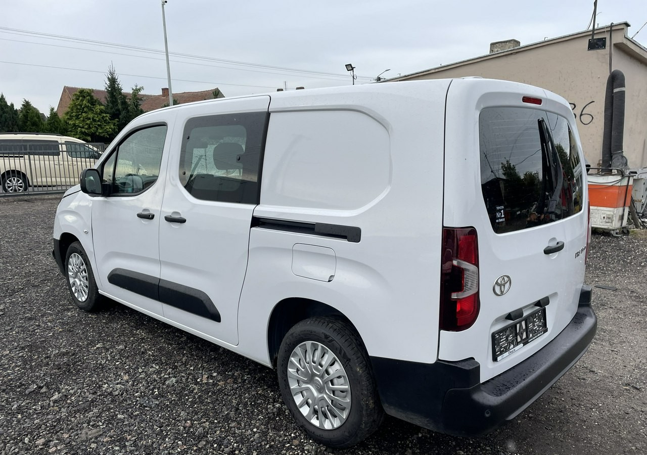 Toyota Inny Toyota Toyota Proace City MAXI Brygadówka dokka Klima 5-osob Salon PL 2024 - Товарен бус: снимка 4 Toyota Inny Toyota Toyota Proace City MAXI Brygadówka dokka Klima 5-osob Salon PL 2024 - Товарен бус: снимка 4