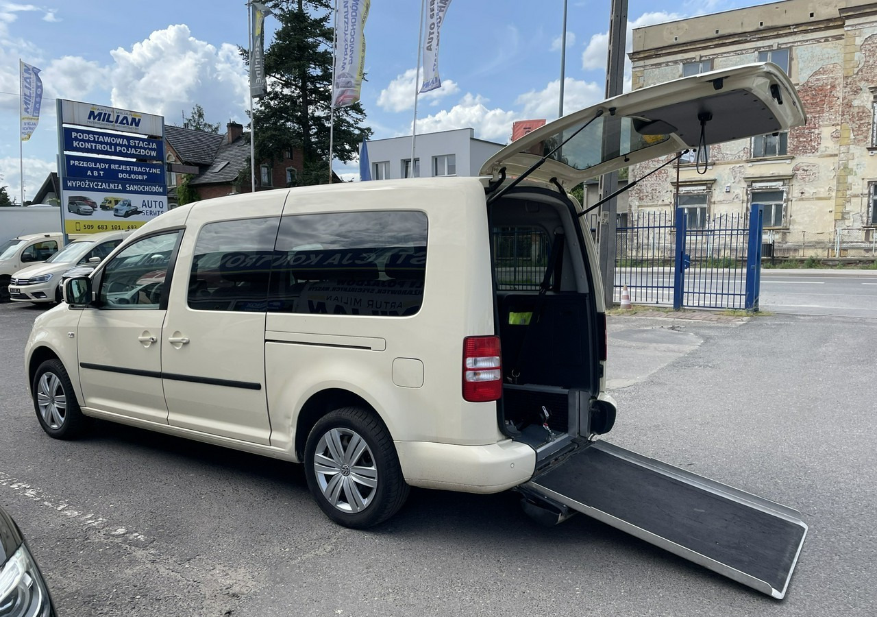 Volkswagen Caddy III Caddy 1.6 TDI dla Niepełnosprawnych inwalida rampa 2015 - Лек автомобил: снимка 3 Volkswagen Caddy III Caddy 1.6 TDI dla Niepełnosprawnych inwalida rampa 2015 - Лек автомобил: снимка 3