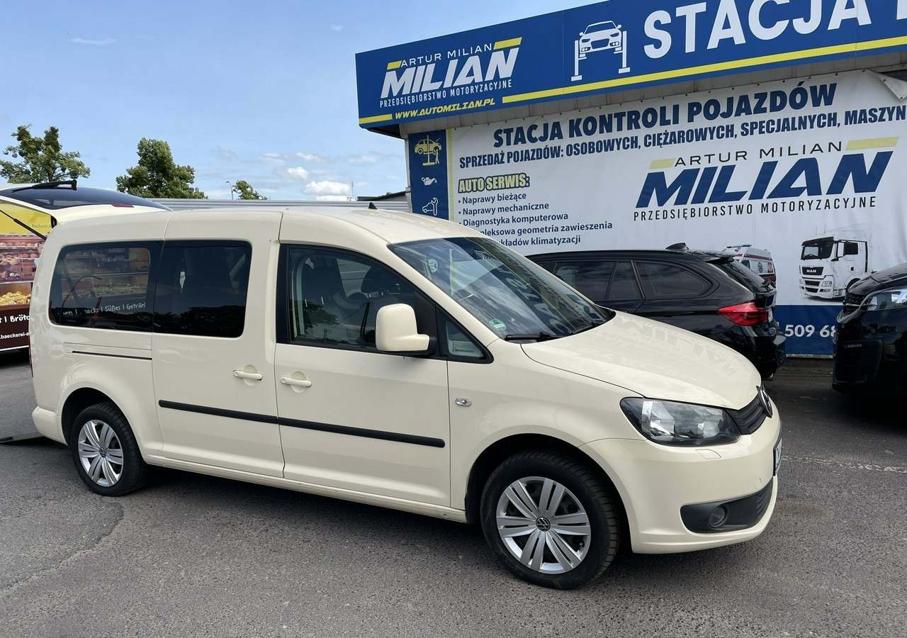 Volkswagen Caddy III Caddy 1.6 TDI dla Niepełnosprawnych inwalida rampa 2015 - Лек автомобил: снимка 4 Volkswagen Caddy III Caddy 1.6 TDI dla Niepełnosprawnych inwalida rampa 2015 - Лек автомобил: снимка 4