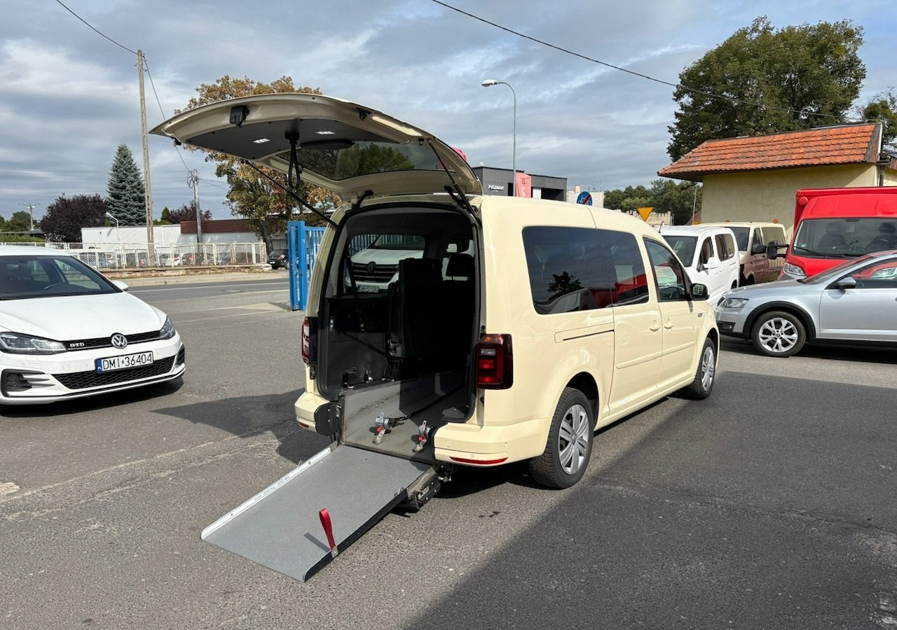 Volkswagen Caddy III Caddy 2.0-150 Niepełnosprawnych inwalida rampa Bogate wyposażeniePFR - Комби: снимка 4 Volkswagen Caddy III Caddy 2.0-150 Niepełnosprawnych inwalida rampa Bogate wyposażeniePFR - Комби: снимка 4