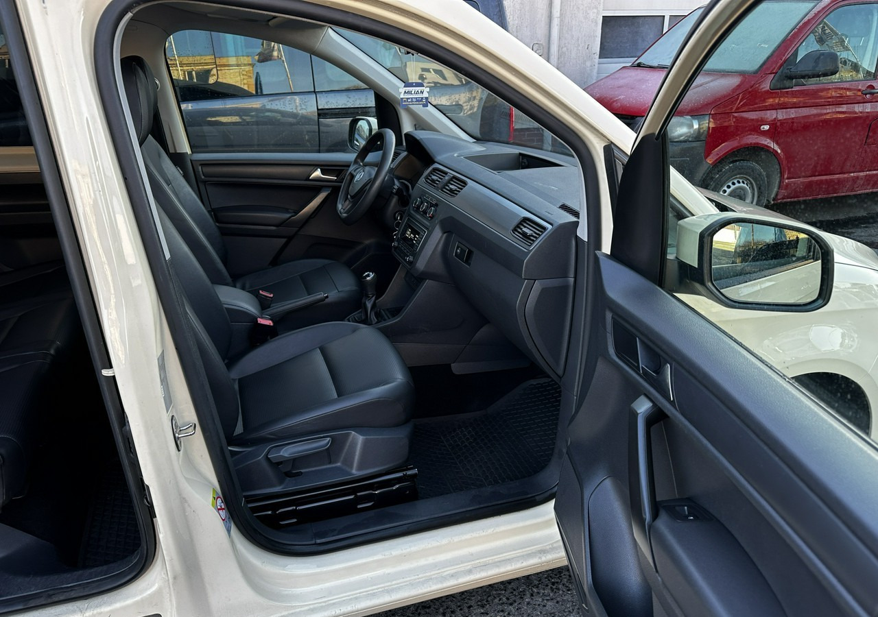 Лек автомобил Volkswagen Caddy III Caddy 2.0 TDI Maxi 7-osobowy Model 2019: снимка 7 Лек автомобил Volkswagen Caddy III Caddy 2.0 TDI Maxi 7-osobowy Model 2019: снимка 7