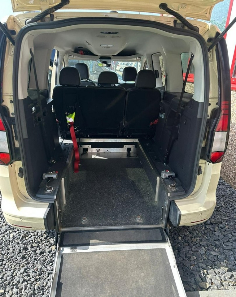 Volkswagen Caddy III Caddy 2.0TDI dla Niepełnosprawnych inwalida rampa Model 2023 PFRON - Комби: снимка 3 Volkswagen Caddy III Caddy 2.0TDI dla Niepełnosprawnych inwalida rampa Model 2023 PFRON - Комби: снимка 3