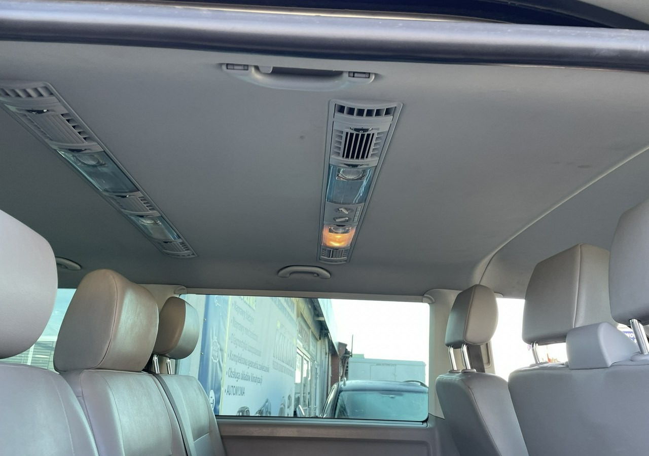 Лек автомобил Volkswagen Inny Volkswagen Volkswagen Caravelle 2.0-140KM 2015: снимка 12