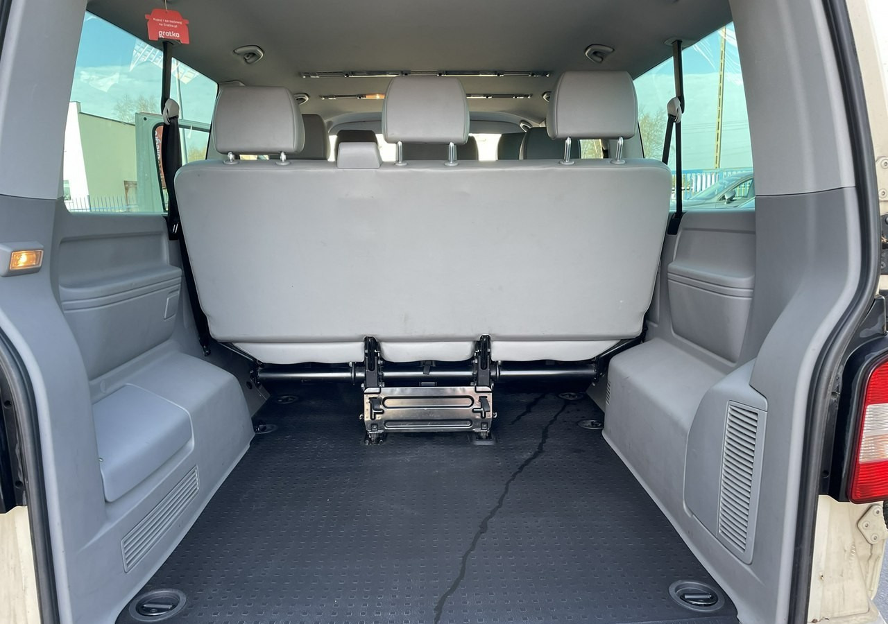 Лек автомобил Volkswagen Inny Volkswagen Volkswagen Caravelle 2.0-140KM 2015: снимка 18