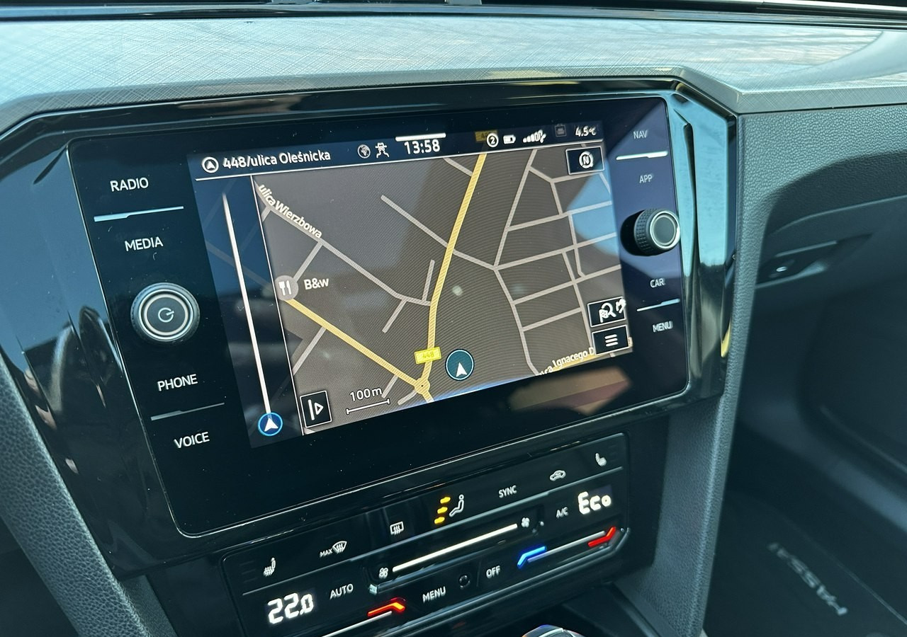 Volkswagen Passat B8 GTE 1.4TSI 218KM Hybryda Plug-in zasięg 50km Panorama*Navi*Skóra*FV2 - Лек автомобил: снимка 3 Volkswagen Passat B8 GTE 1.4TSI 218KM Hybryda Plug-in zasięg 50km Panorama*Navi*Skóra*FV2 - Лек автомобил: снимка 3