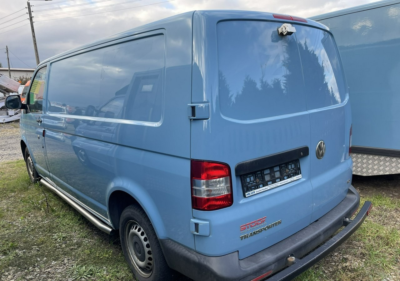 Volkswagen Transporter Trasporter T5 Bankowóz kuloodporny opancerzony 2015 - Инкасаторска кола: снимка 4 Volkswagen Transporter Trasporter T5 Bankowóz kuloodporny opancerzony 2015 - Инкасаторска кола: снимка 4
