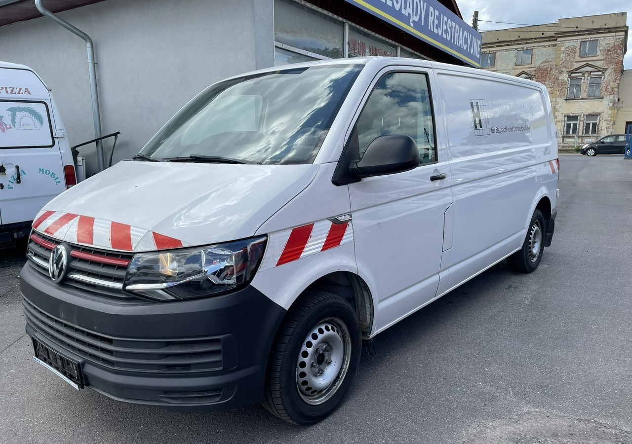 Volkswagen Transporter Volkswagen Transporter T6 Long 2.0-150KM 4X4 Klima Model 2018 - Товарен бус: снимка 2 Volkswagen Transporter Volkswagen Transporter T6 Long 2.0-150KM 4X4 Klima Model 2018 - Товарен бус: снимка 2