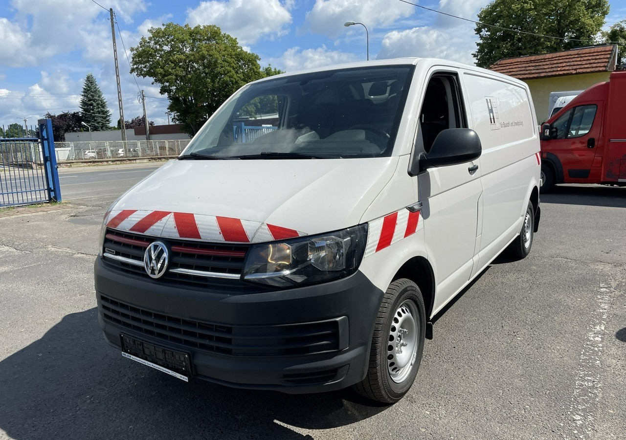 Volkswagen Transporter Volkswagen Transporter T6 Long 2.0-150KM 4X4 Klima Model 2018 - Товарен бус: снимка 2 Volkswagen Transporter Volkswagen Transporter T6 Long 2.0-150KM 4X4 Klima Model 2018 - Товарен бус: снимка 2