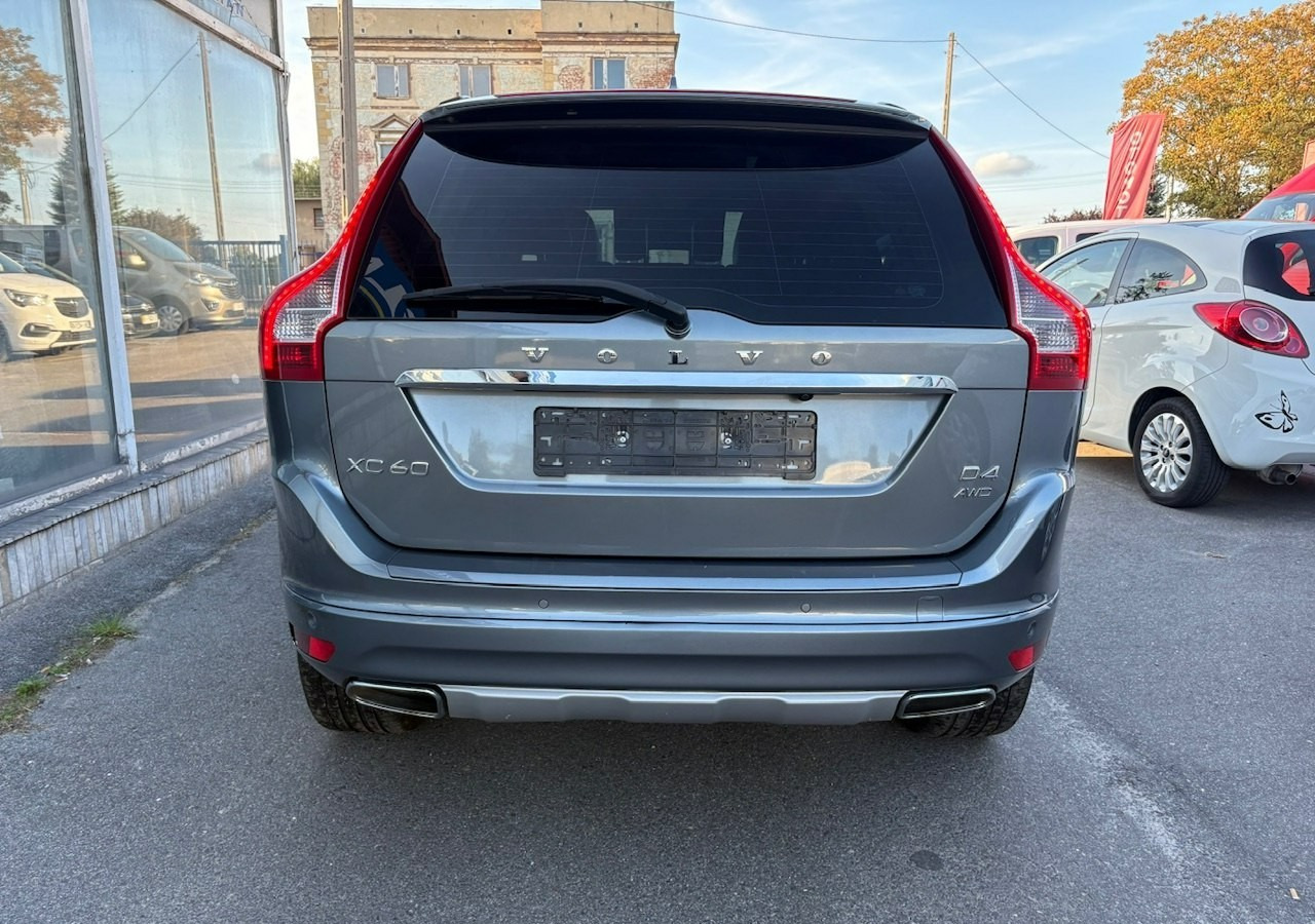 Volvo XC60 I Volvo XC 60 2,4 D4 AWD 190KM Summum Navi Panorama Skóry Kamera 2017 - Джип: снимка 4 Volvo XC60 I Volvo XC 60 2,4 D4 AWD 190KM Summum Navi Panorama Skóry Kamera 2017 - Джип: снимка 4