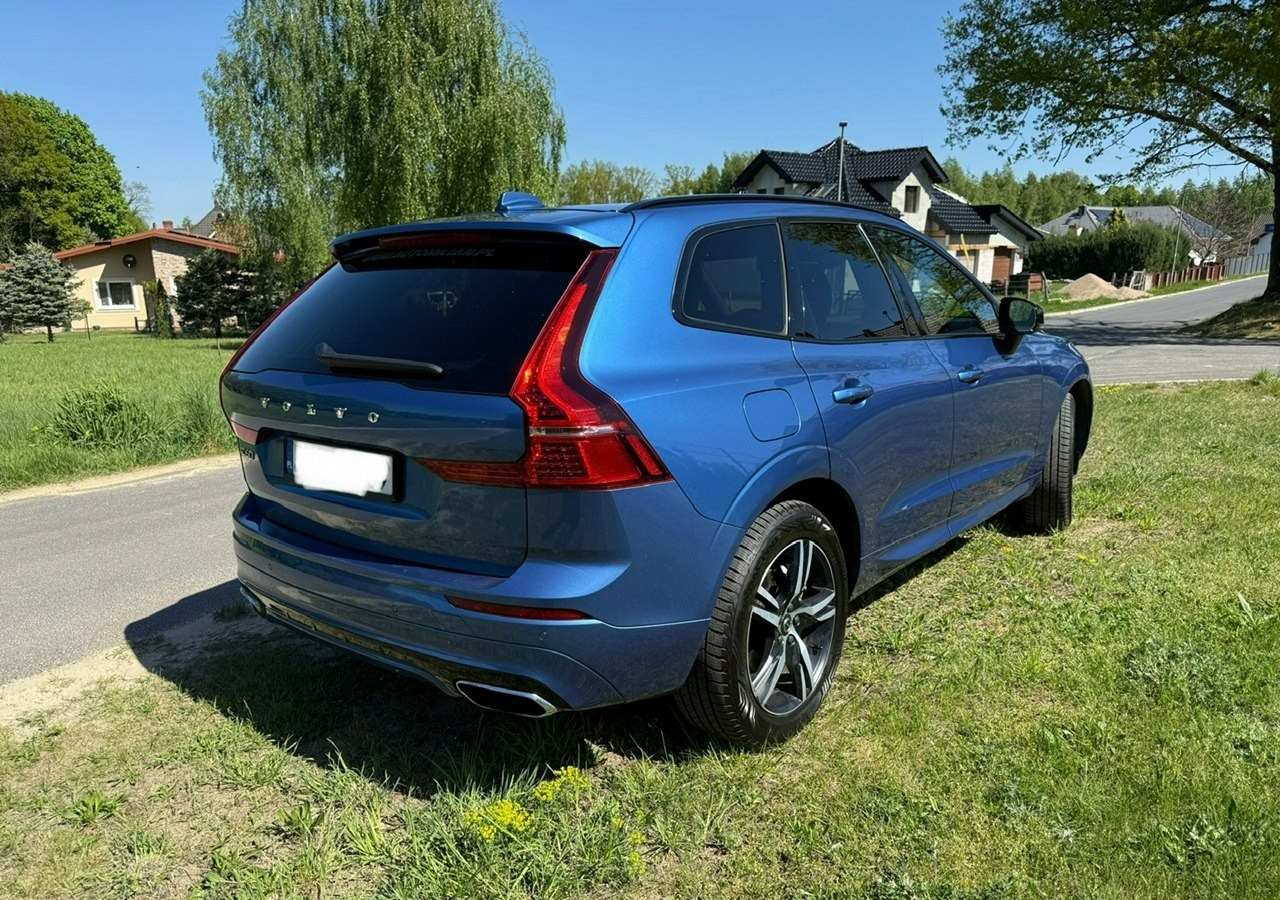 Volvo XC60 II XC60 R-design 2.0D5 235KM Automat Navi Kamery360 Panorama HAK Harman - Джип: снимка 3 Volvo XC60 II XC60 R-design 2.0D5 235KM Automat Navi Kamery360 Panorama HAK Harman - Джип: снимка 3