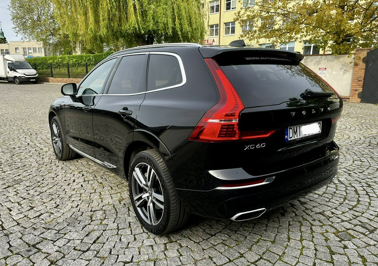 Volvo XC60 II XC60 Recharge Hybryda Plug-in 2.0T8 390KM Inscription Faktura Vat 23 - Джип: снимка 3 Volvo XC60 II XC60 Recharge Hybryda Plug-in 2.0T8 390KM Inscription Faktura Vat 23 - Джип: снимка 3
