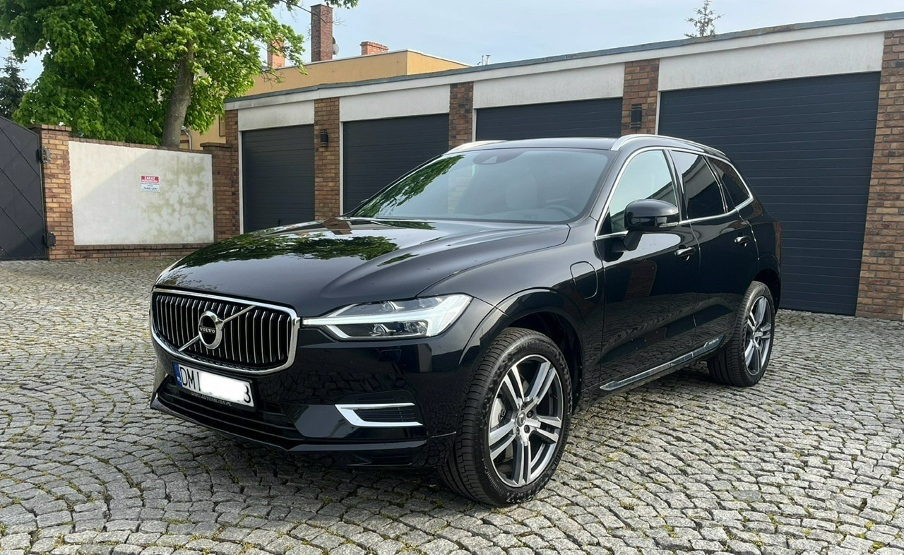Volvo XC60 II XC60 Recharge Hybryda Plug-in 2.0T8 390KM Inscription Faktura Vat 23 - Джип: снимка 1 Volvo XC60 II XC60 Recharge Hybryda Plug-in 2.0T8 390KM Inscription Faktura Vat 23 - Джип: снимка 1