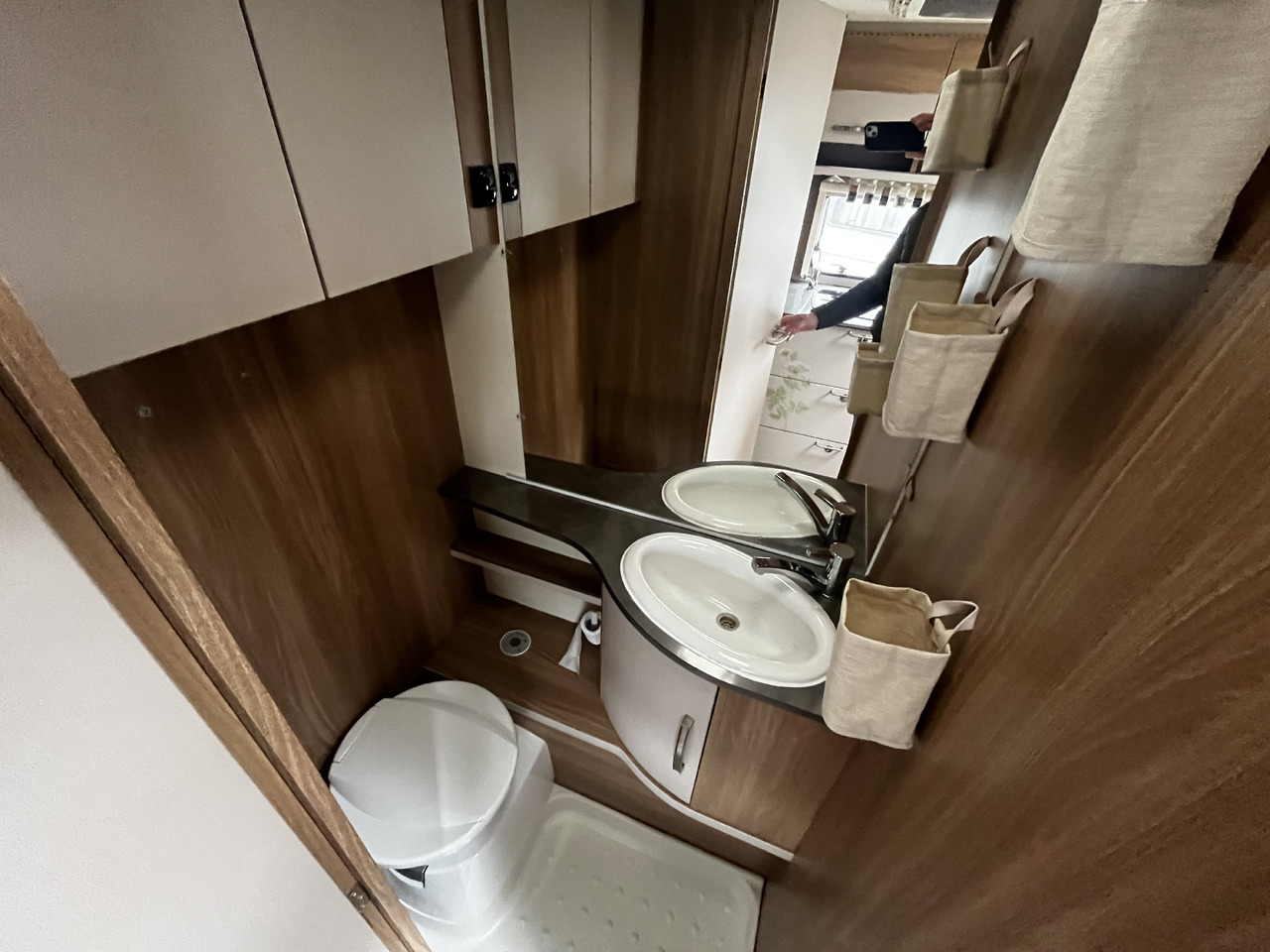 Каравана Bürstner Premio 530 TL Mover Dachklimaanlage Einzelbetten: снимка 11