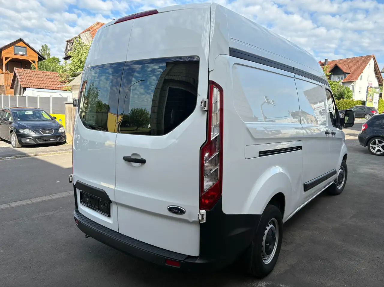 Ford Transit Custom 300 L2 H2 Motorschaden - Товарен бус: снимка 4 Ford Transit Custom 300 L2 H2 Motorschaden - Товарен бус: снимка 4