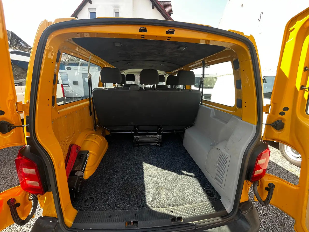 Volkswagen T6 Kombi Kombi EcoProfi lang - Микробус, Пътнически бус: снимка 5 Volkswagen T6 Kombi Kombi EcoProfi lang - Микробус, Пътнически бус: снимка 5