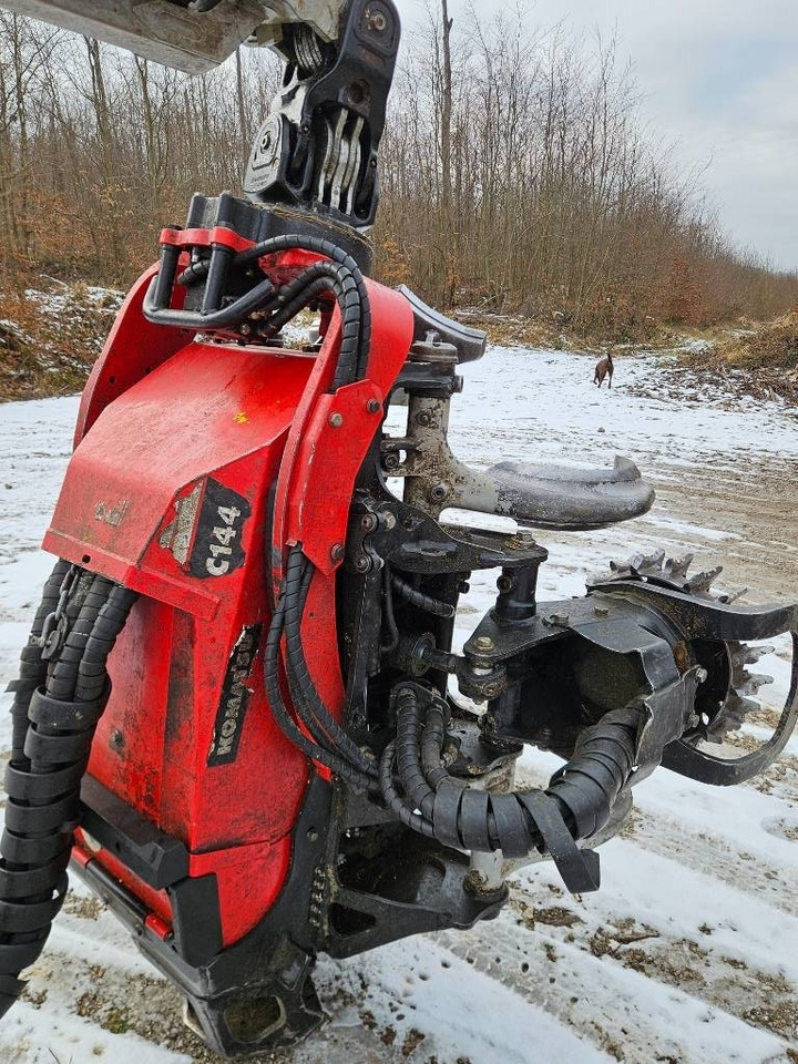 Харвестер Komatsu 951: снимка 7