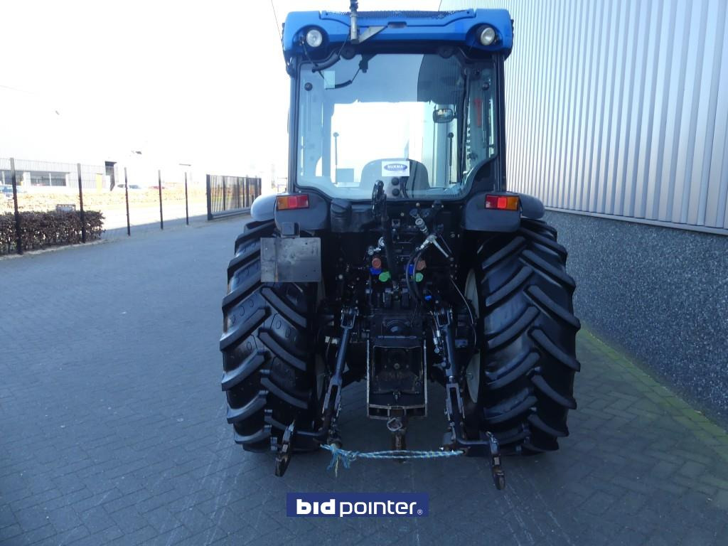 2018 New Holland T4.100F - Трактор: снимка 4 2018 New Holland T4.100F - Трактор: снимка 4