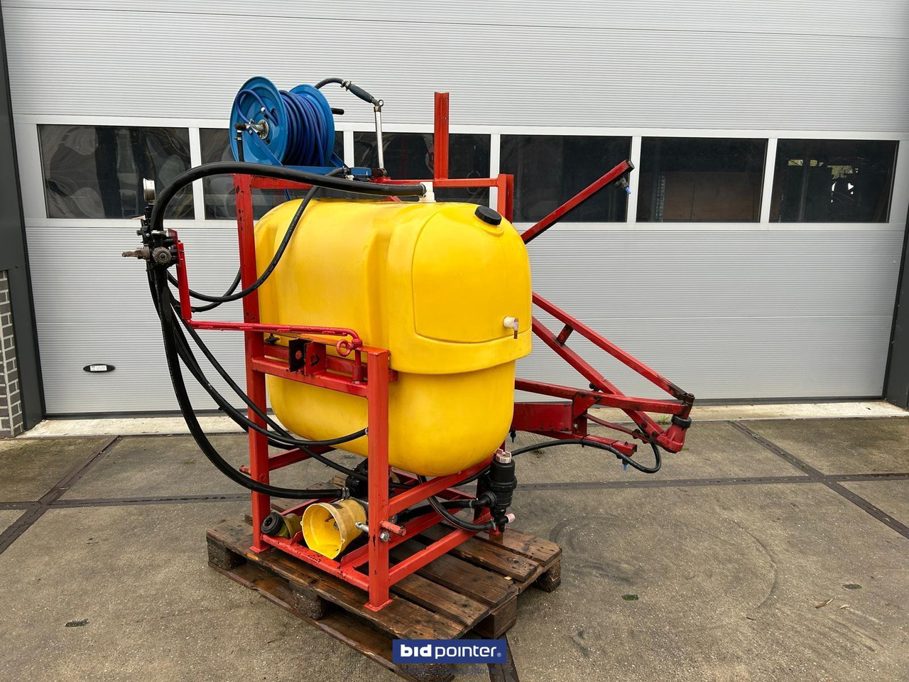 Agromet veldspuit 400 ltr - Навесна пръскачка: снимка 1 Agromet veldspuit 400 ltr - Навесна пръскачка: снимка 1
