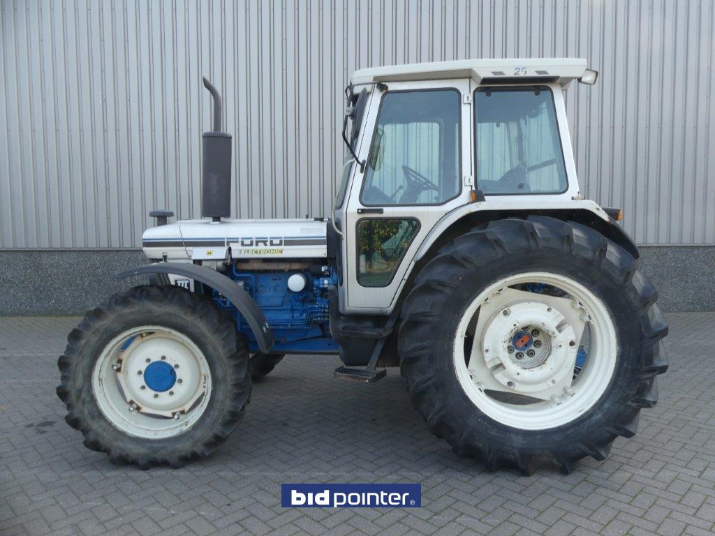 Ford 7810 Silver Jubilee - Трактор: снимка 2 Ford 7810 Silver Jubilee - Трактор: снимка 2