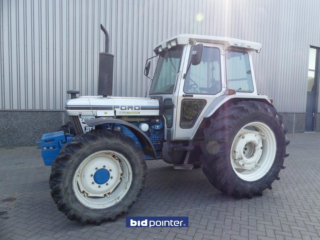 Ford 7810 Silver Jubilee - Трактор: снимка 1 Ford 7810 Silver Jubilee - Трактор: снимка 1