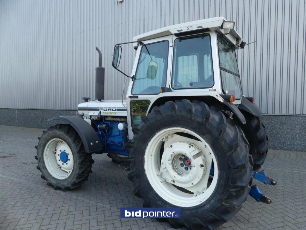 Ford 7810 Silver Jubilee - Трактор: снимка 3 Ford 7810 Silver Jubilee - Трактор: снимка 3