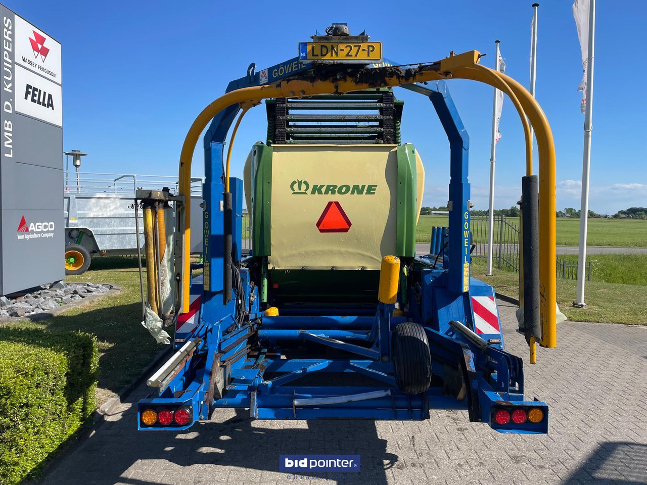 Krone Comprima F 155 XC - Рулонна сламопреса: снимка 3 Krone Comprima F 155 XC - Рулонна сламопреса: снимка 3