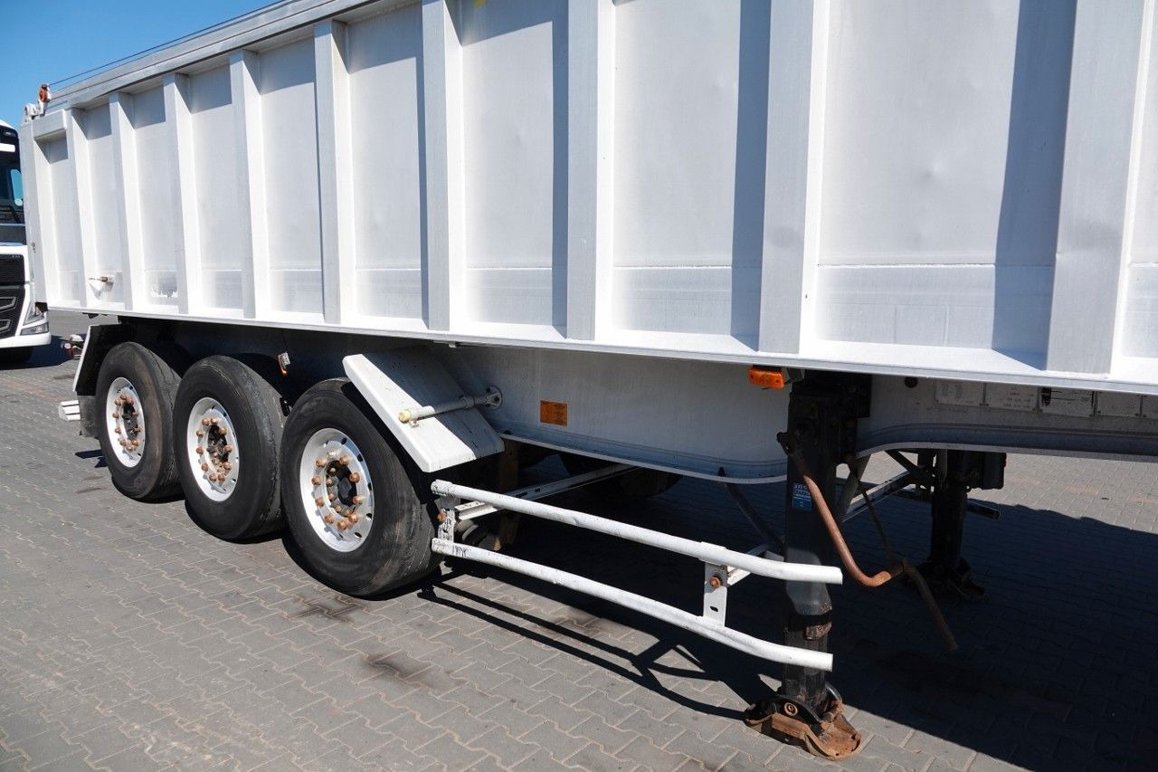 Benalu WYWROTKA / 25 m3 / ALUMINIOWA / OŚ PODNOSZONA / - Самосвал полуремарке: снимка 5 Benalu WYWROTKA / 25 m3 / ALUMINIOWA / OŚ PODNOSZONA / - Самосвал полуремарке: снимка 5