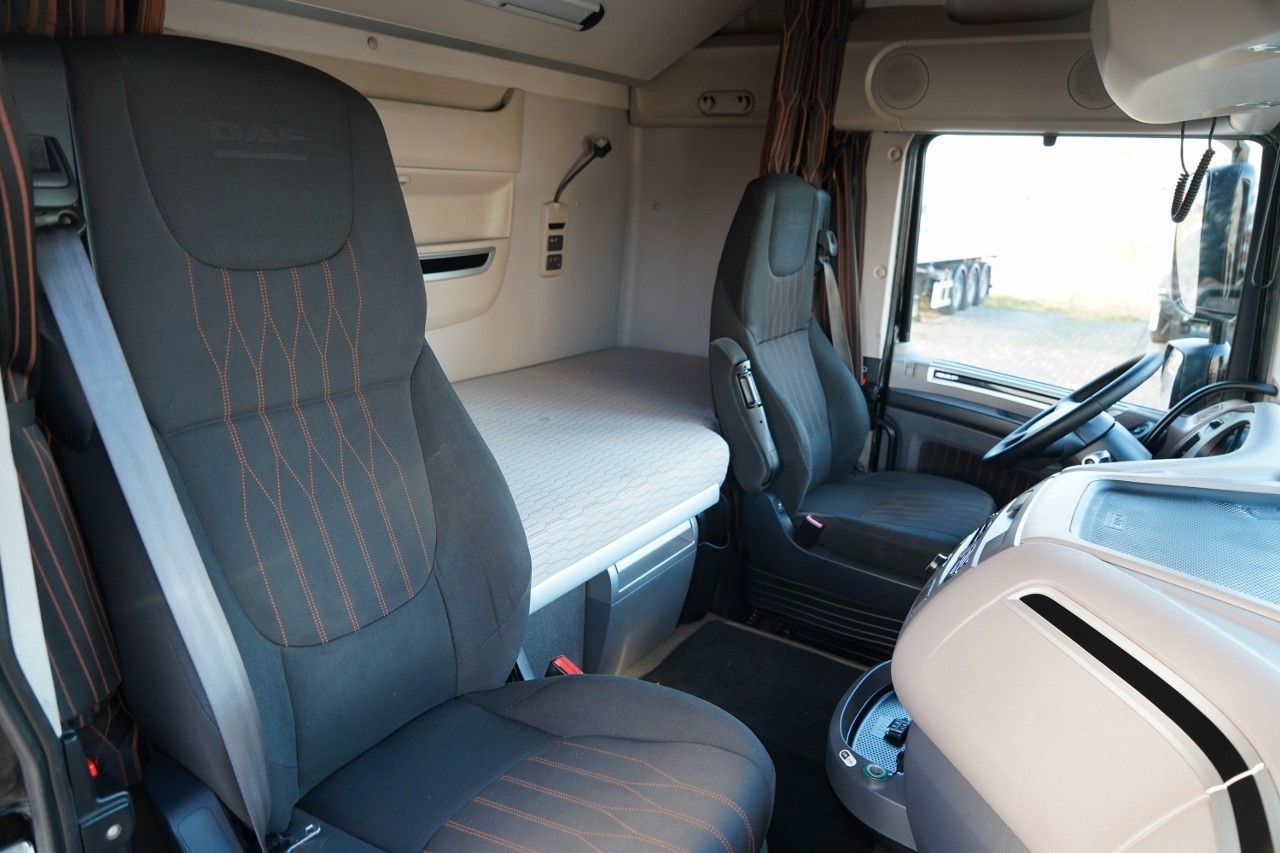 Лизинг на  DAF XF 480 / BDF / 6X2 / ZESTAW TANDEM / SSC / I-PAR DAF XF 480 / BDF / 6X2 / ZESTAW TANDEM / SSC / I-PAR: снимка 32