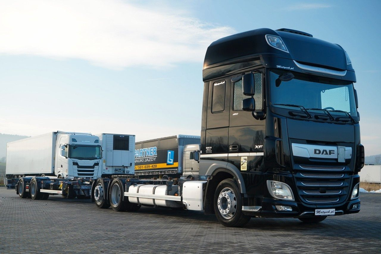 DAF XF 480 / BDF / 6X2 / ZESTAW TANDEM / SSC / I-PAR - Контейнеровоз/ Сменна каросерия камион: снимка 4 DAF XF 480 / BDF / 6X2 / ZESTAW TANDEM / SSC / I-PAR - Контейнеровоз/ Сменна каросерия камион: снимка 4