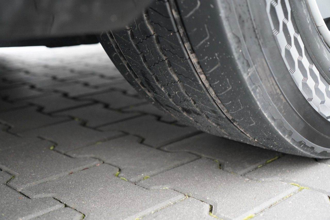 Лизинг на  DAF XF 480 / BDF / 6X2 / ZESTAW TANDEM / SSC / I-PAR DAF XF 480 / BDF / 6X2 / ZESTAW TANDEM / SSC / I-PAR: снимка 18