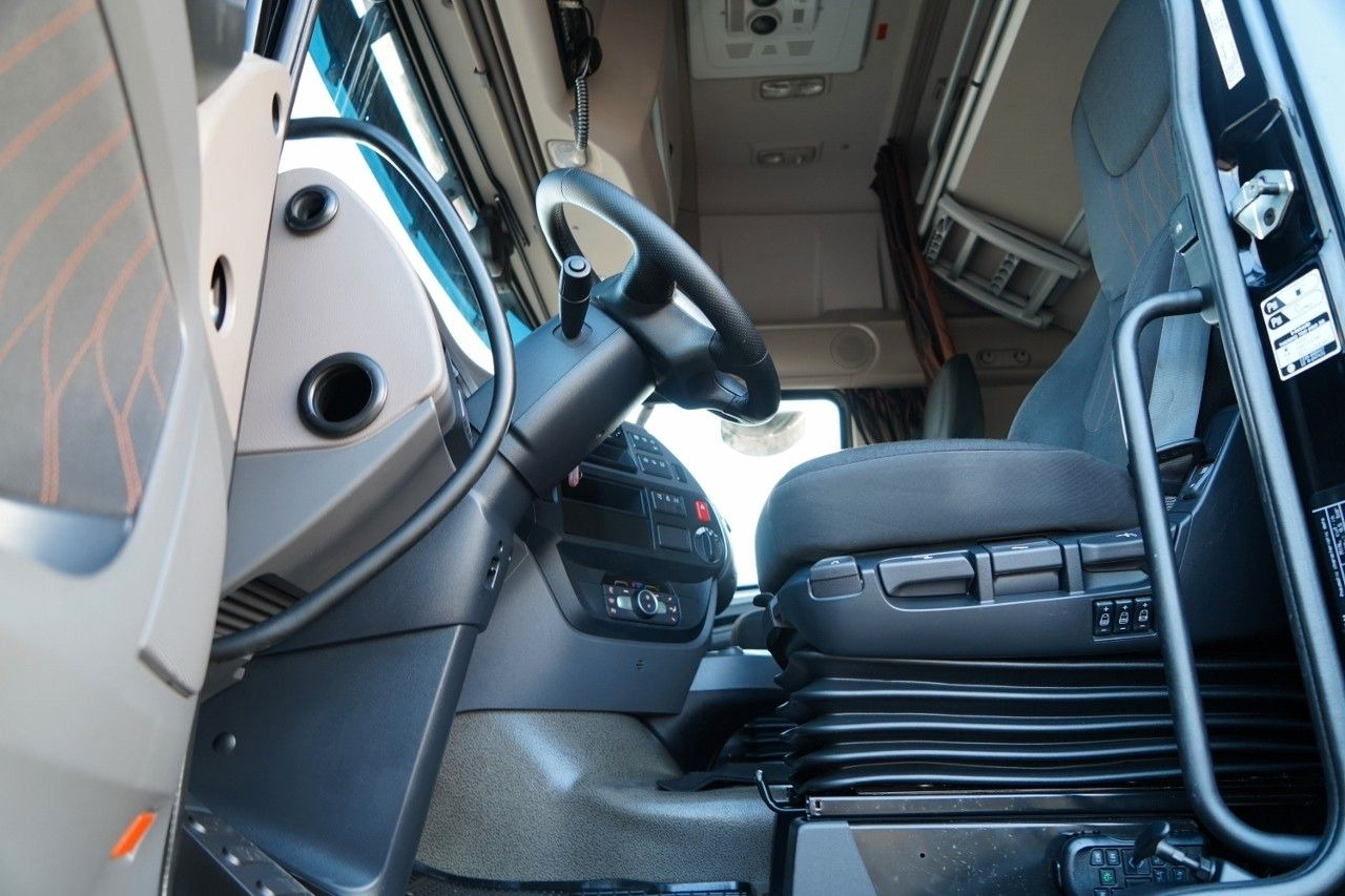 Лизинг на  DAF XF 480 / BDF / 6X2 / ZESTAW TANDEM / SSC / I-PAR DAF XF 480 / BDF / 6X2 / ZESTAW TANDEM / SSC / I-PAR: снимка 23