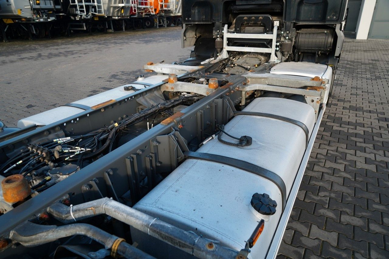 Лизинг на  DAF XF 480 / BDF / 6X2 / ZESTAW TANDEM / SSC / I-PAR DAF XF 480 / BDF / 6X2 / ZESTAW TANDEM / SSC / I-PAR: снимка 14