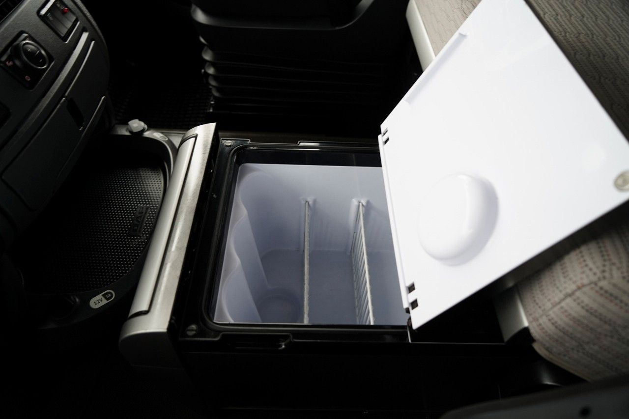 Лизинг на  DAF XF 480 / BDF / 6X2 / ZESTAW TANDEM / SSC / I-PAR DAF XF 480 / BDF / 6X2 / ZESTAW TANDEM / SSC / I-PAR: снимка 27