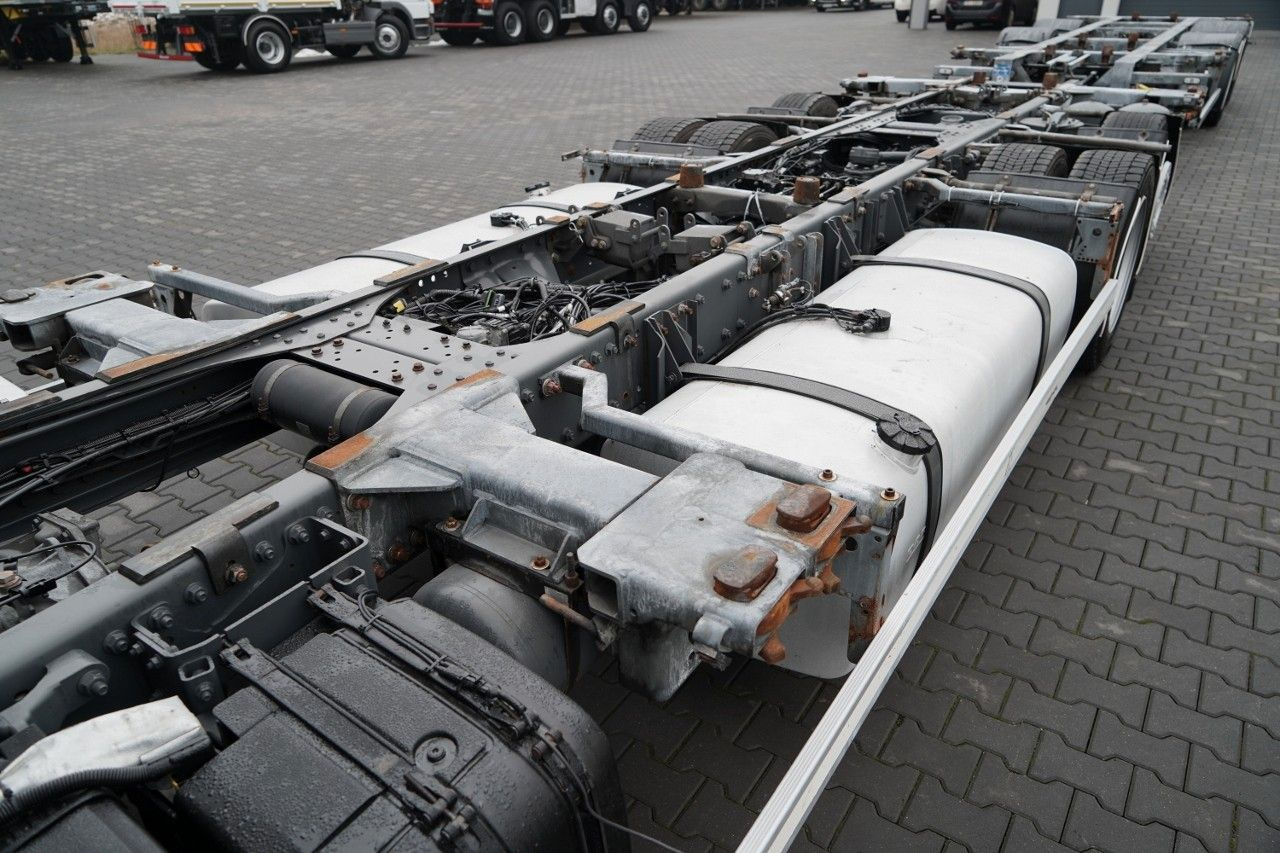 Лизинг на  DAF XF 480 / BDF / 6X2 / ZESTAW TANDEM / SSC / I-PAR DAF XF 480 / BDF / 6X2 / ZESTAW TANDEM / SSC / I-PAR: снимка 8