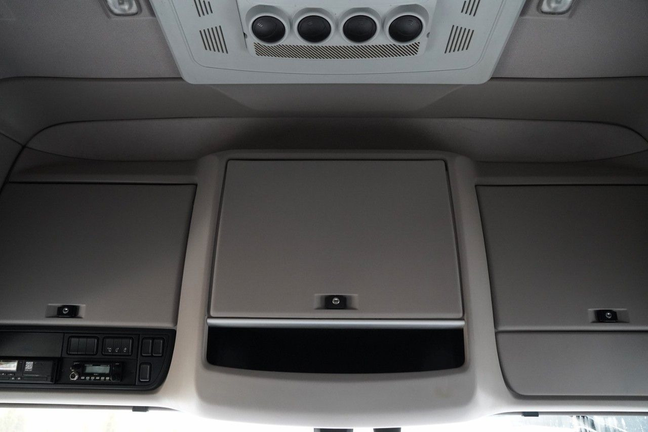 Лизинг на  DAF XF 480 / BDF / 6X2 / ZESTAW TANDEM / SSC / I-PAR DAF XF 480 / BDF / 6X2 / ZESTAW TANDEM / SSC / I-PAR: снимка 34