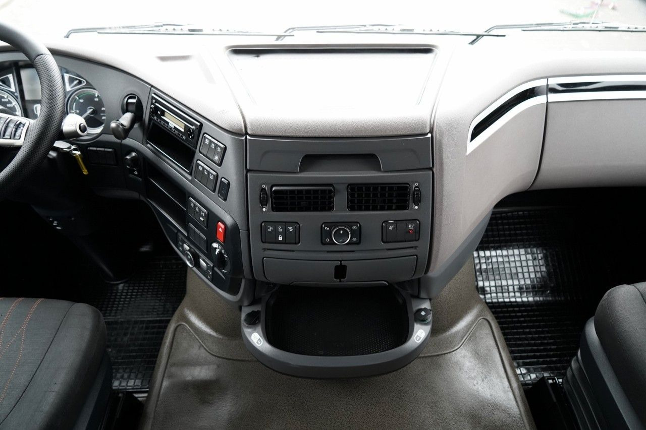 Лизинг на  DAF XF 480 / BDF / 6X2 / ZESTAW TANDEM / SSC / I-PAR DAF XF 480 / BDF / 6X2 / ZESTAW TANDEM / SSC / I-PAR: снимка 31