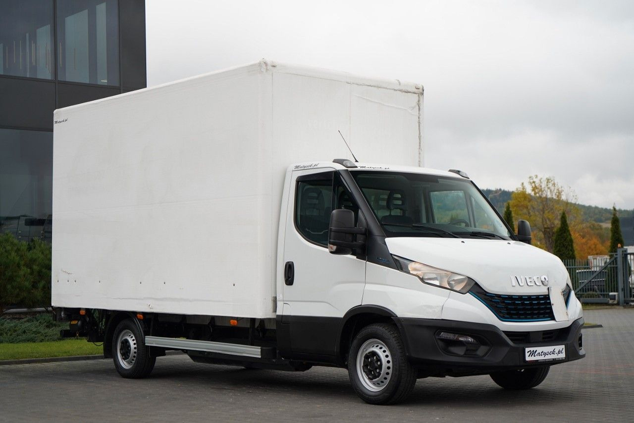 Iveco DAILY 35-NP / CNG / KONTENER / MANUAL / WINDA P - Хладилен бус: снимка 1 Iveco DAILY 35-NP / CNG / KONTENER / MANUAL / WINDA P - Хладилен бус: снимка 1