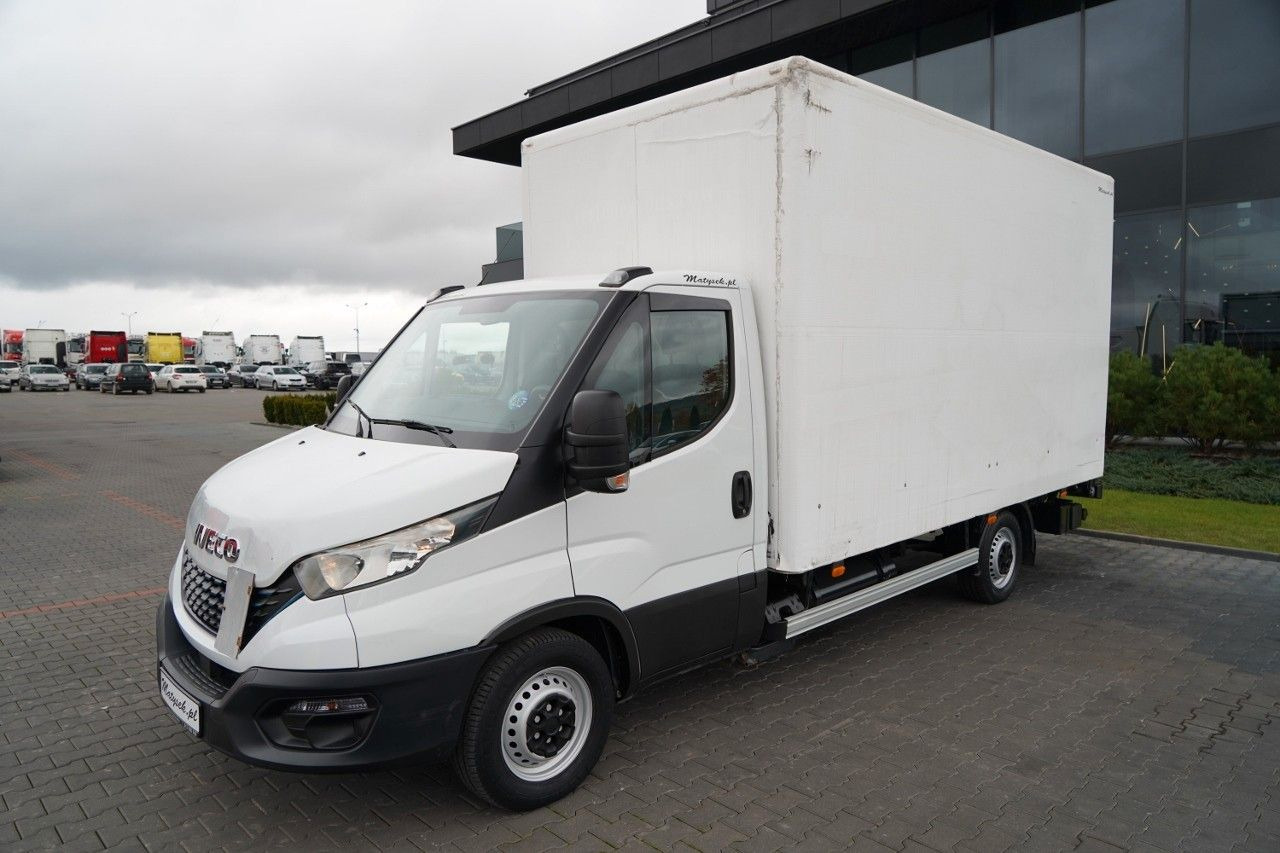 Iveco DAILY 35-NP / CNG / KONTENER / MANUAL / WINDA P - Хладилен бус: снимка 4 Iveco DAILY 35-NP / CNG / KONTENER / MANUAL / WINDA P - Хладилен бус: снимка 4