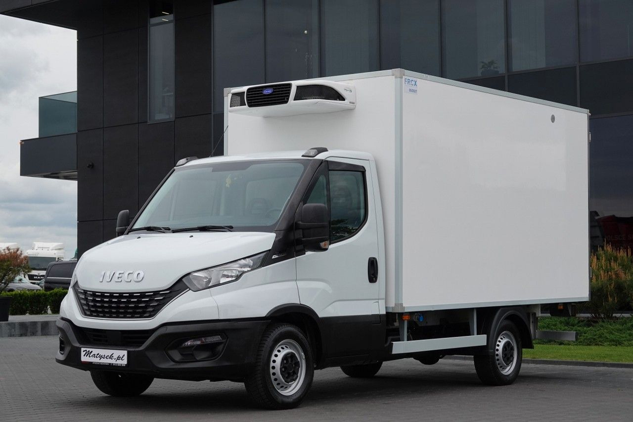 Iveco DAILY /HI-MATIC / CHŁODNIA / AGREGAT CARRIER / F - Хладилен бус: снимка 4 Iveco DAILY /HI-MATIC / CHŁODNIA / AGREGAT CARRIER / F - Хладилен бус: снимка 4