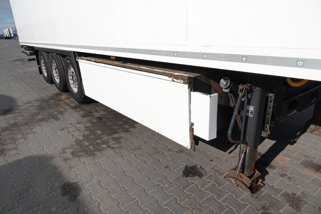 Krone CHŁODNIA / THERMO KING SLX 300 / DOPPELSTOCK - Рефрижератор полуремарке: снимка 5 Krone CHŁODNIA / THERMO KING SLX 300 / DOPPELSTOCK - Рефрижератор полуремарке: снимка 5