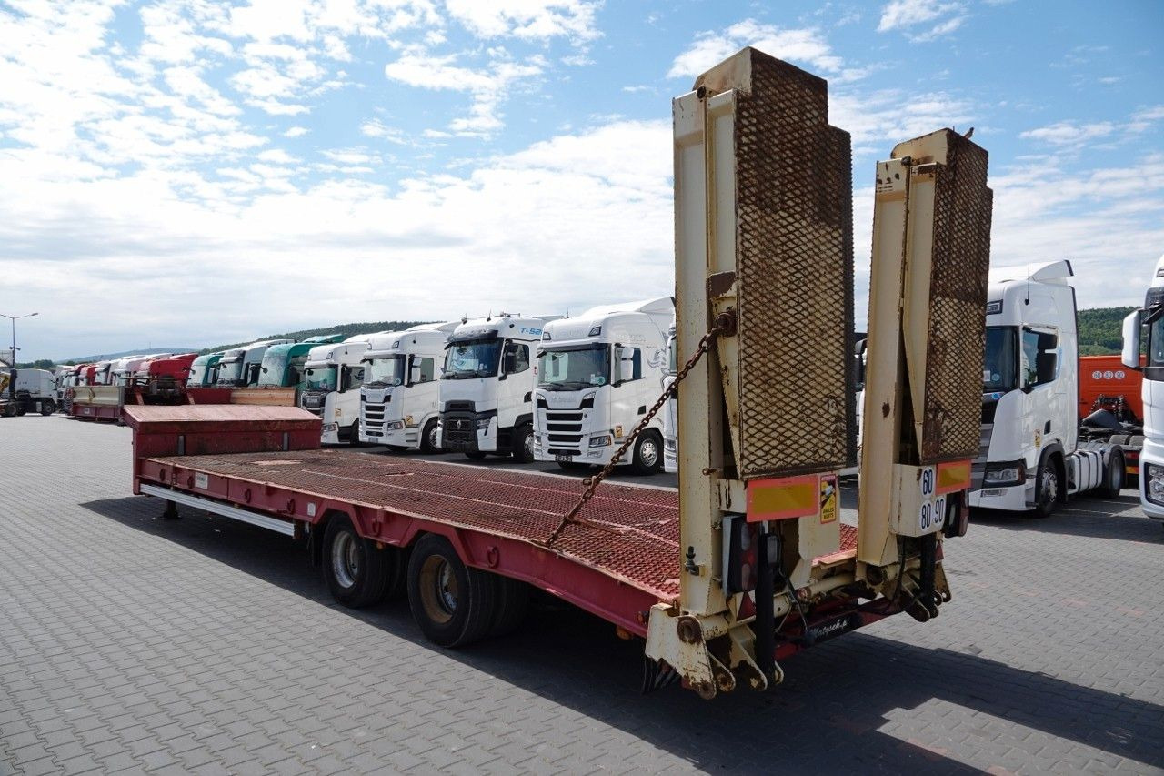 LAWETA NISKOPODWOZIOWA / NAJAZDY HYDRAULICZNE / - Нискорамна площадка полуремарке: снимка 4 LAWETA NISKOPODWOZIOWA / NAJAZDY HYDRAULICZNE / - Нискорамна площадка полуремарке: снимка 4