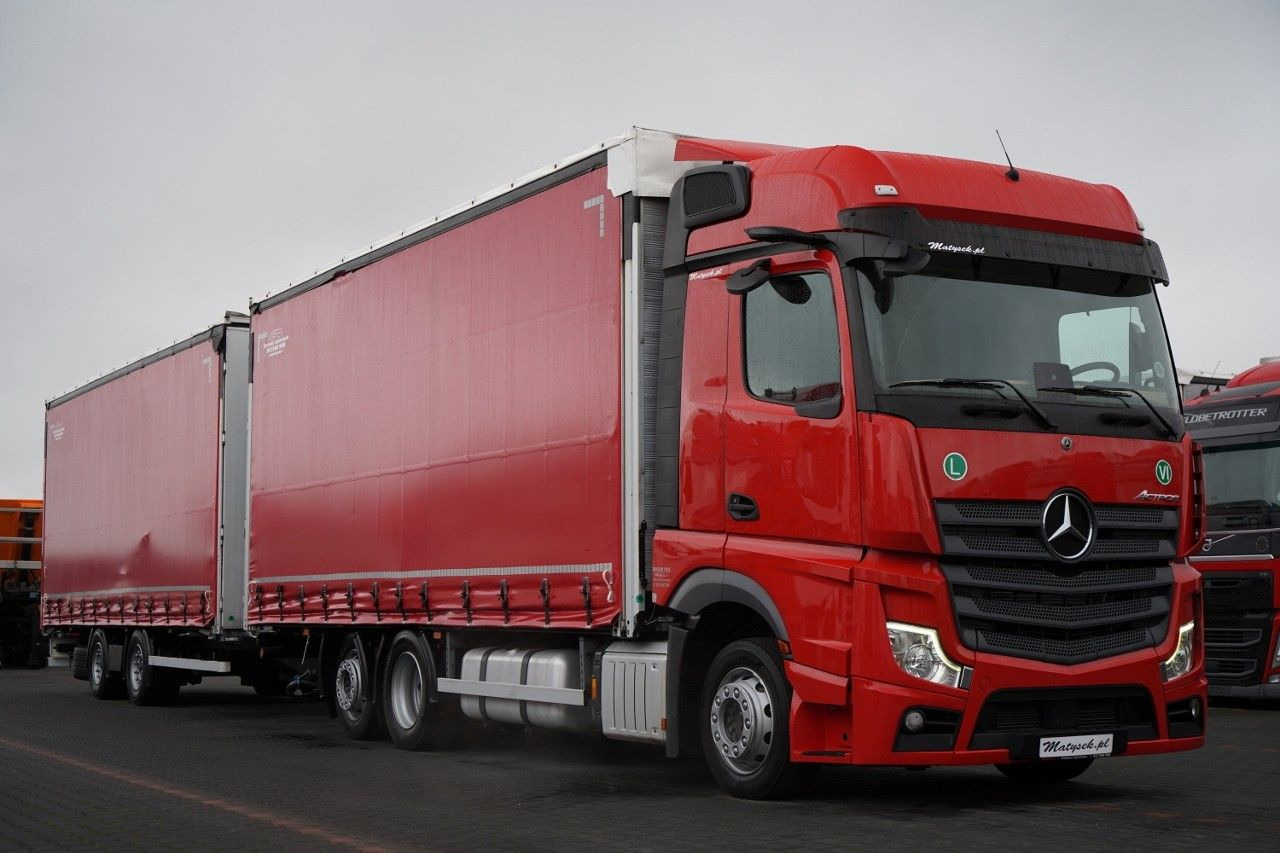 Mercedes-Benz ACTROS 2545 / ZESTAW TANDEM 120 M3 / PRZEJAZDOWY - Камион с брезент: снимка 4 Mercedes-Benz ACTROS 2545 / ZESTAW TANDEM 120 M3 / PRZEJAZDOWY - Камион с брезент: снимка 4