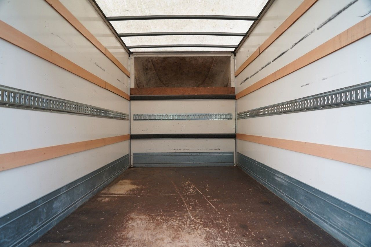 Брезентов бус Mercedes-Benz SPRINTER / KONTENER / 2019: снимка 20 Брезентов бус Mercedes-Benz SPRINTER / KONTENER / 2019: снимка 20