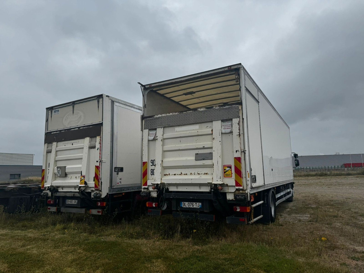 Renault D16 210 / 4x2 / KONTENER / 8.5M / WINDA DHOLLAND - Камион фургон: снимка 3 Renault D16 210 / 4x2 / KONTENER / 8.5M / WINDA DHOLLAND - Камион фургон: снимка 3