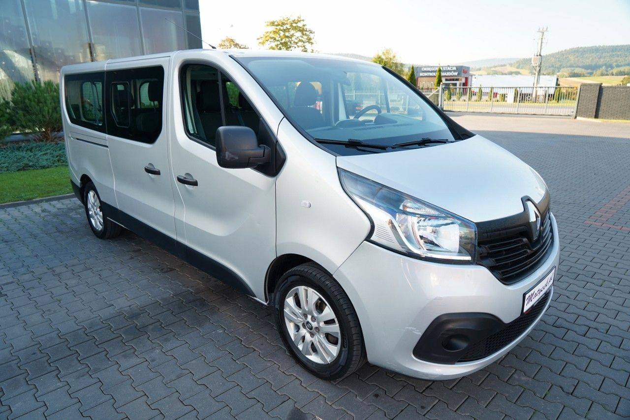 Renault TRAFIC 125 DCI / BUS / 9 MIEJSC / 2017 ROK / PO - Пътнически бус: снимка 5 Renault TRAFIC 125 DCI / BUS / 9 MIEJSC / 2017 ROK / PO - Пътнически бус: снимка 5