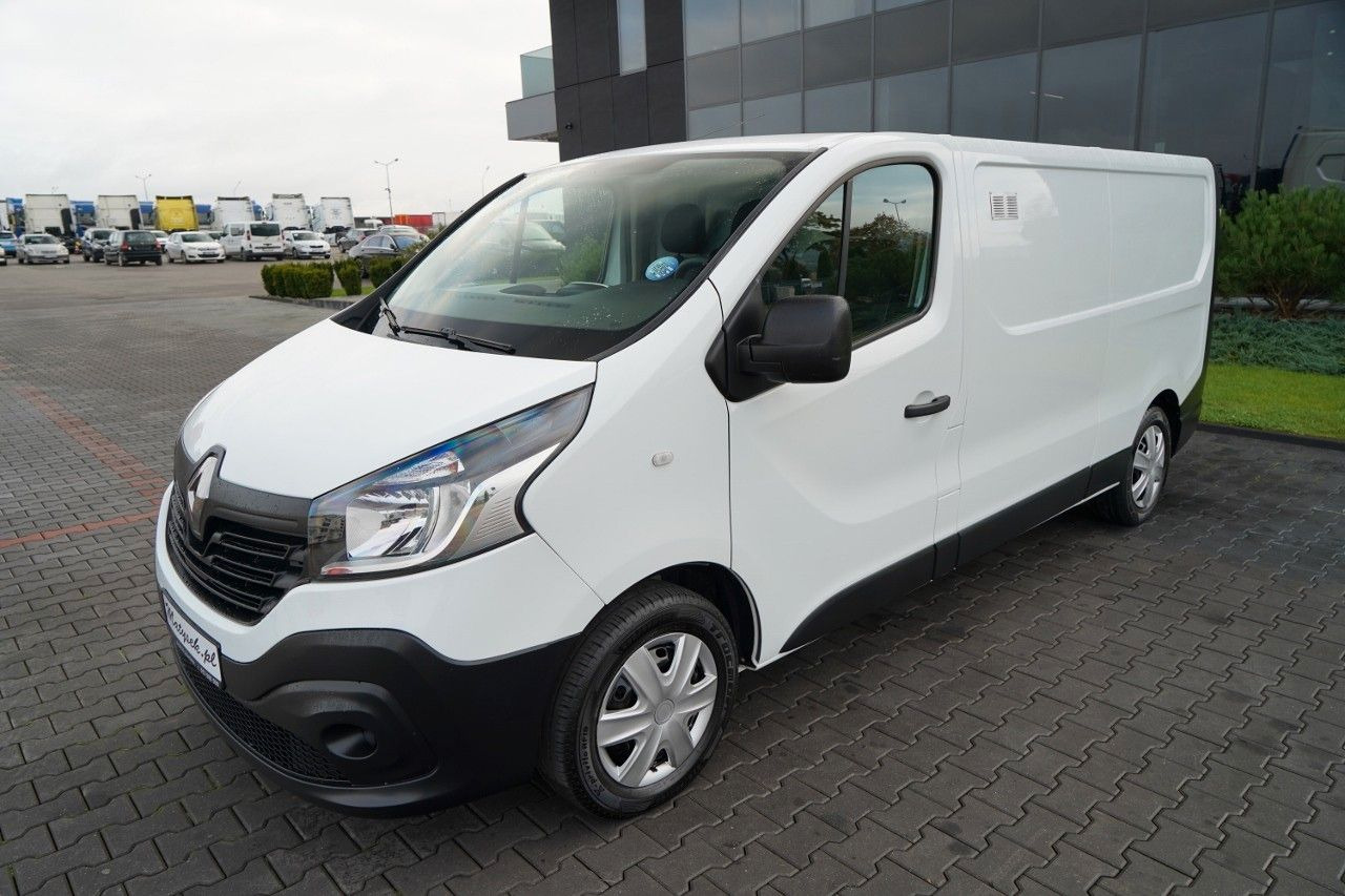 Renault TRAFIC / BLASZAK / ZABUDOWA WARSZTATOWA / MANUA - Малък ван: снимка 2 Renault TRAFIC / BLASZAK / ZABUDOWA WARSZTATOWA / MANUA - Малък ван: снимка 2