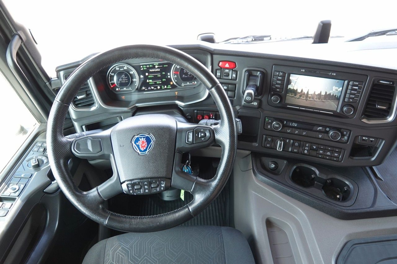 Лизинг на Scania P 410 / 6X2 /CHŁODNIA / SLÓWKA / Agregat THERMO Scania P 410 / 6X2 /CHŁODNIA / SLÓWKA / Agregat THERMO: снимка 15 Лизинг на Scania P 410 / 6X2 /CHŁODNIA / SLÓWKA / Agregat THERMO Scania P 410 / 6X2 /CHŁODNIA / SLÓWKA / Agregat THERMO: снимка 15