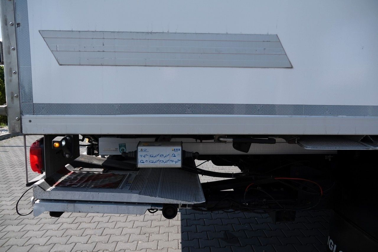 Лизинг на Scania P 410 / 6X2 /CHŁODNIA / SLÓWKA / Agregat THERMO Scania P 410 / 6X2 /CHŁODNIA / SLÓWKA / Agregat THERMO: снимка 10 Лизинг на Scania P 410 / 6X2 /CHŁODNIA / SLÓWKA / Agregat THERMO Scania P 410 / 6X2 /CHŁODNIA / SLÓWKA / Agregat THERMO: снимка 10