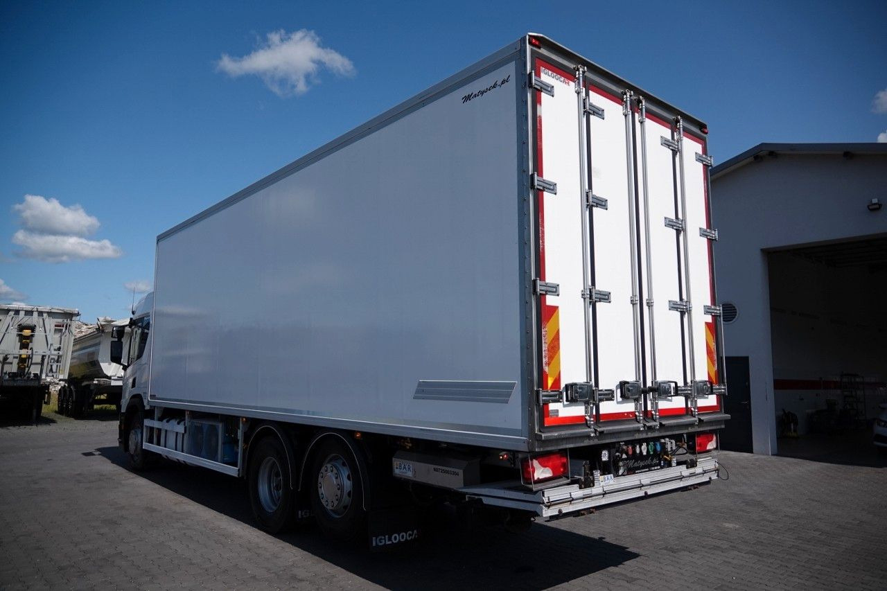 Scania P 410 / 6X2 /CHŁODNIA / SLÓWKA / Agregat THERMO - Рефрижератор камион: снимка 3 Scania P 410 / 6X2 /CHŁODNIA / SLÓWKA / Agregat THERMO - Рефрижератор камион: снимка 3